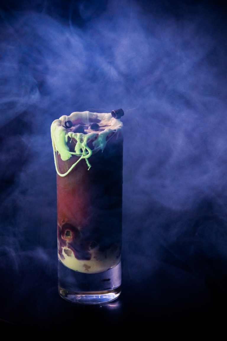 Spooky Spider Nest Coffee | 3 Spooky Halloween Drinks | Mission to Munch